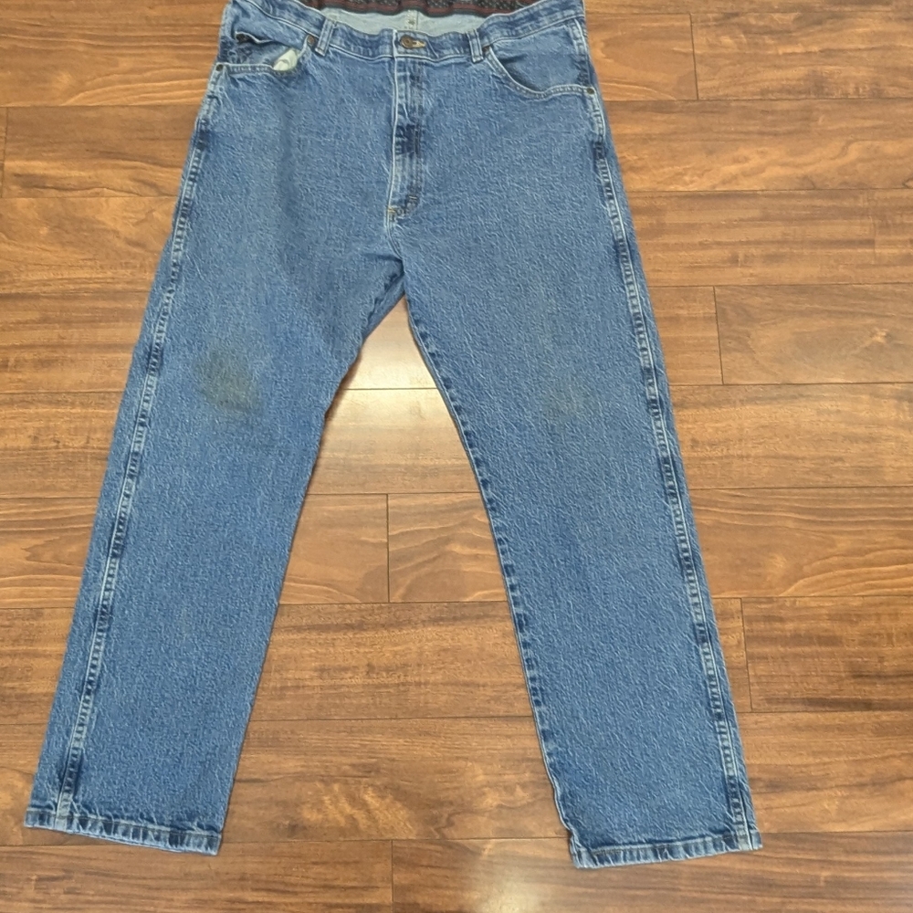 Men's Wrangler Blue Jeans - Picture 5 of 12